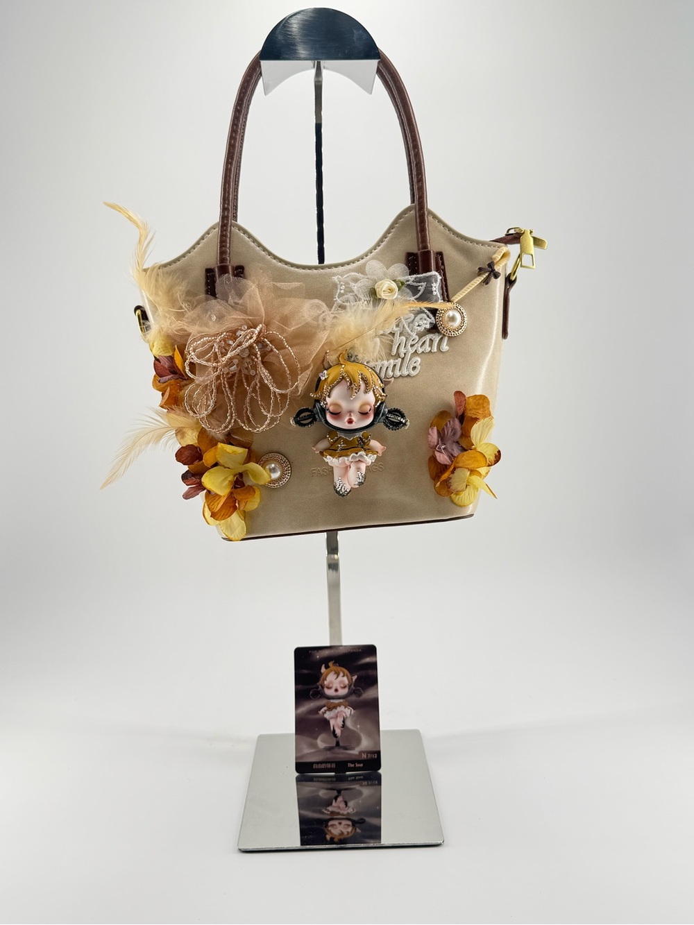 Skull panda image of reality Beige Floral-Embellished Women's Shoulder Bag